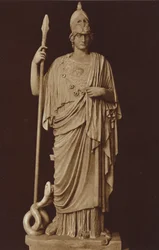 La statua di Minerva nel Museo Vaticano, Roma