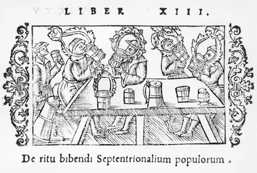 Uomini che bevono, illustrazione da Historia de Gentibus Septentrionalibus di Olaus Magnus (1490-1558), pubblicato a Roma, 1555