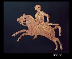 Placca ornamentale dello scudo da San Pietro Stabio, Italia, VII secolo d.C.