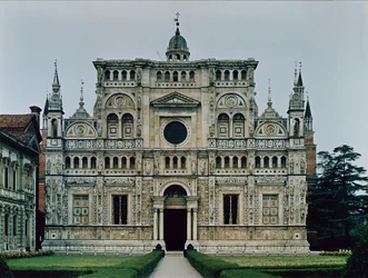 Facciata dello schermo del Monastero Certosino, iniziato nel 1473