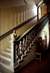 Vista delle scale del Municipio (Palazzo degli Anziani)