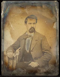 [Ritratto di uomo seduto con barba alla Van Dyke].