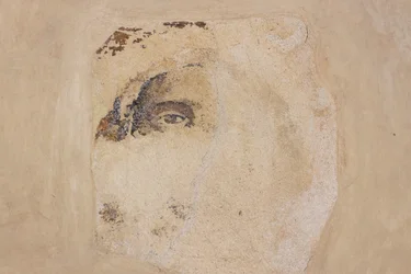Figura non identificata