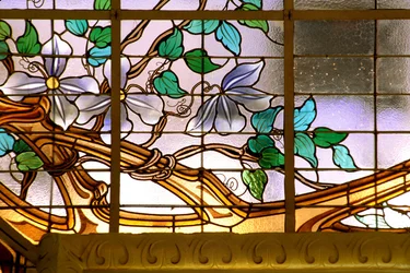 Nancy, Art Nouveau, La verriere aux Clematites (1901) (dettaglio), Vetrata di Jacques Gruber, al Credit Lyonnais, rue St Georges