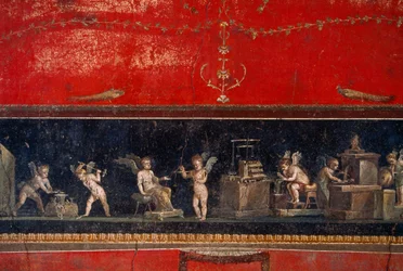 Affresco scoperto a Pompei mostra cherubini orafi al lavoro. Pompei, Italia