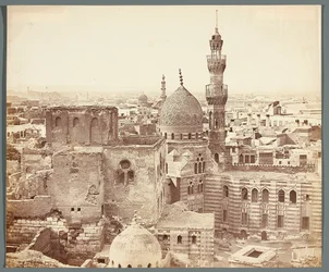 Egitto. Il Cairo. Veduta di una delle moschee