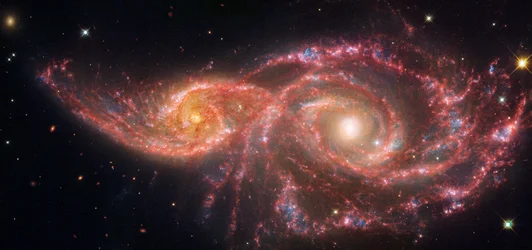 Hubble esamina una coppia di galassie