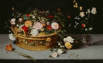 Natura morta con cesto e vaso di fiori