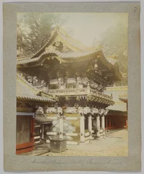 Dentro il cancello cinese, Tōshō-gū, Nikko, Giappone