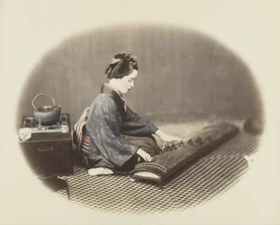 Donna che suona un koto