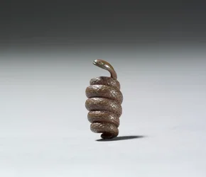Ojime a forma di serpente