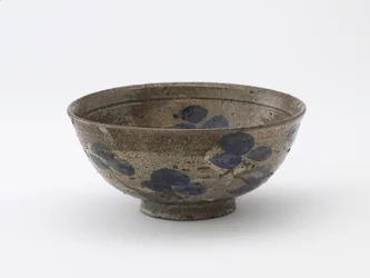 Ciotola da portata con decorazione in stile Kenzan, Kyoto, periodo Edo