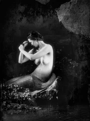 La sirena nella grotta