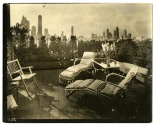 Terrazza di Mrs Alice Woodward Rhinehardt, 400 E 52 St, c.1936-37