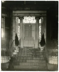 Porta del Woman