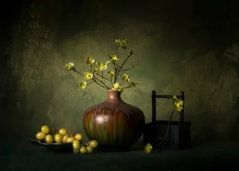 Elegante natura morta verde