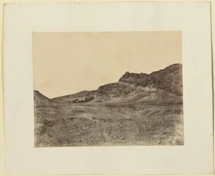 [Montagna di Tebe]