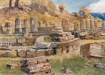 Olimpia. La Base della Collina di Kronos con i Resti del Tempio di Hera e il Philippeion
