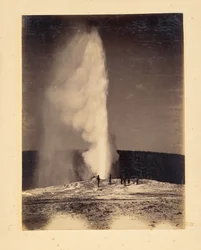 Old Faithful in eruzione