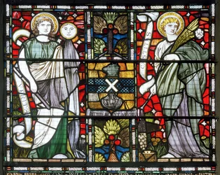 Abbazia di Paisley, Cottire & Co, attribuito a John Moyr Smith, Verità e Castità, 1873