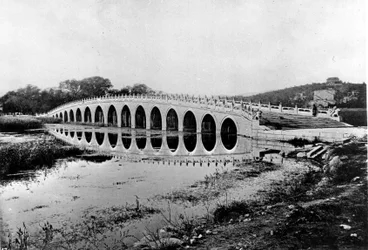 Cina, ponte, c.1870 (foto)