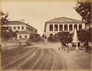 Edificio della Siemssen and Co. e monumento all