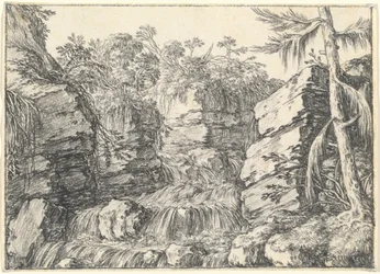Una Cascata tra Scogliere Rocciose