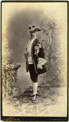 Peter Marie, Ballo in maschera