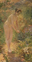 Nudo femminile in piedi in giardino. Intorno al 1900