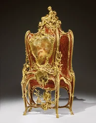 Un serre-bijoux decorato