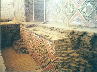 Interno della piramide, forse un complesso templare, costruito dal popolo Moche, circa 200-500 d.C. (foto) (per i dettagli si veda 138729)