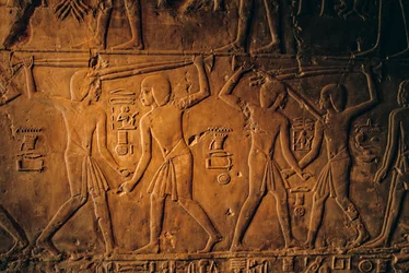 Tomba di Kheruf, Amministratore di Tiye, lotta con bastoni di papiro; XVIII dinastia