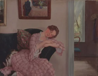Una signora addormentata in rosa