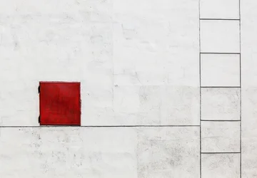 Piazza Rossa, Muro Bianco