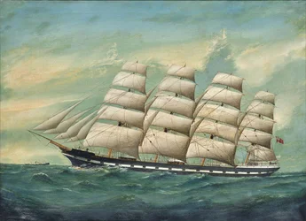 La nave a quattro alberi Romsdal che si fa largo tra le onde