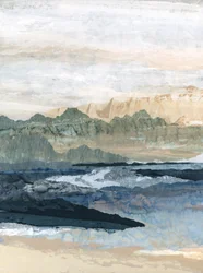 Riflesso smorzato sulle montagne