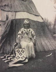 Edna Kash-kash, una donna indiana Cayuse