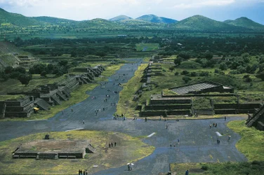 Messico, Bacino del Messico, Città del Messico, Teotihuacan (Città degli Dei), Piramide della Luna e Viale dei Morti