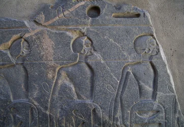 Rilievo raffigurante prigionieri, Tempio di Luxor, Tebe