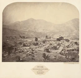 Vedute di Mysore: tempio di Bhoganarasimhaswami, nella fortezza, Devarayadroog (dal plateau)