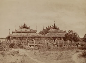 Amerapoora: Pyee-dyk Kyoung