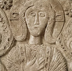 Archeologia del Medioevo. Arte barbarica della Lombardia: dettaglio di Cristo, bassorilievo dell