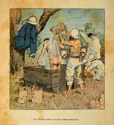 La guerra in Madagascar-Storia aneddotica delle spedizioni francesi del 1885-1895 di Henri Galli detto Galllichet (1854-1922), illustrato da Louis Bombled (1862-1927): Le auto Lefebvre usate come vasca da bagno dai soldati nel 1895 in Madagascar, Collezion