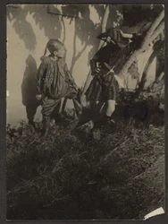 [Ragazzi vestiti da pirati]