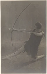 [Arciere in ginocchio]