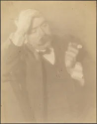 [Ritratto di un uomo con un sigaro]