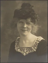 [Ritratto di una donna con colletto di pizzo]