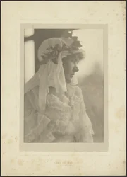 [Ritratto di una donna con il velo]