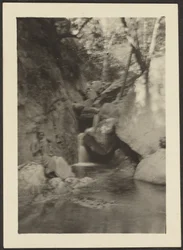 [Donna alle cascate]