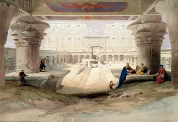 Veduta dal portico del Tempio di Edfou, Alto Egitto